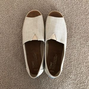 🆕 TOMS Open Toe Alpargata